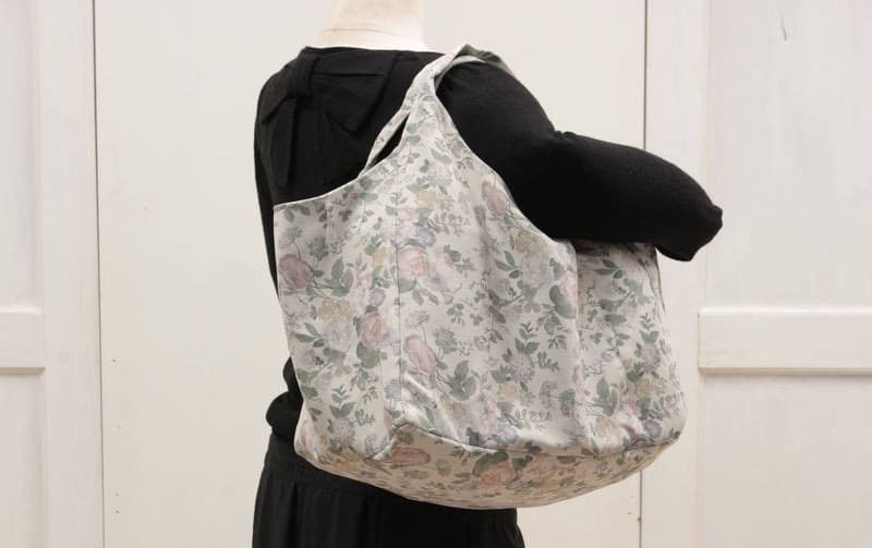 花柄プリント ショッピングバッグ 約27×35×22cm [Belle Heure]