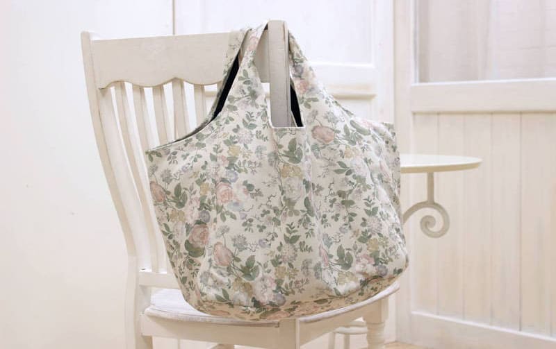 花柄プリント ショッピングバッグ 約27×35×22cm [Belle Heure]