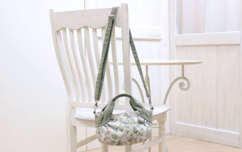 花柄プリント ミニボニートートバッグ 約16×28×9cm [Belle Heure]