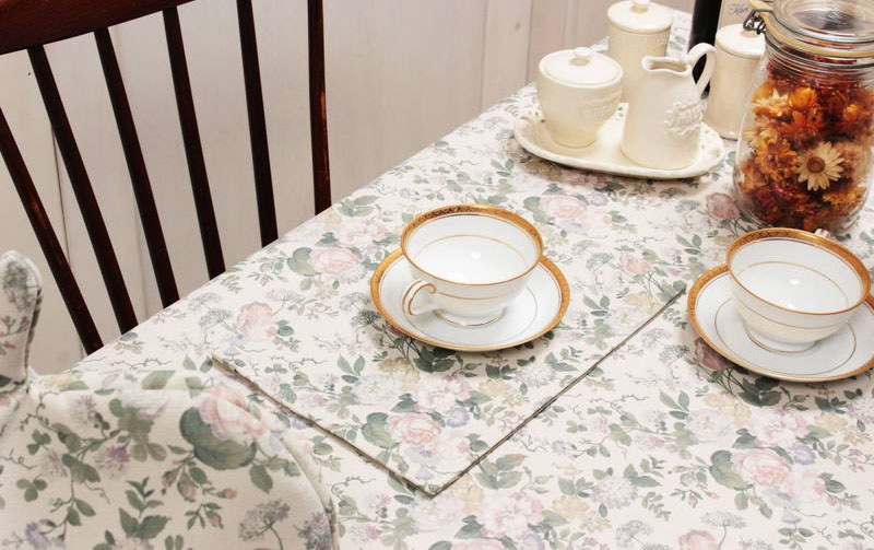 花柄プリント ティーマット 約20×30cm [Belle Heure]