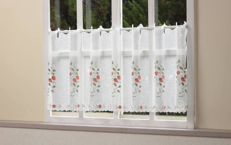 いちご刺繍 カフェカーテン 約130×45cm