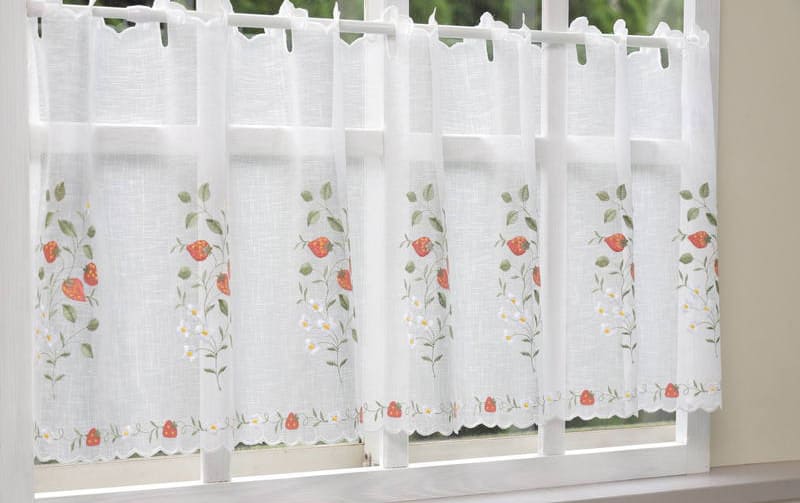 いちご刺繍 カフェカーテン 約130×45cm