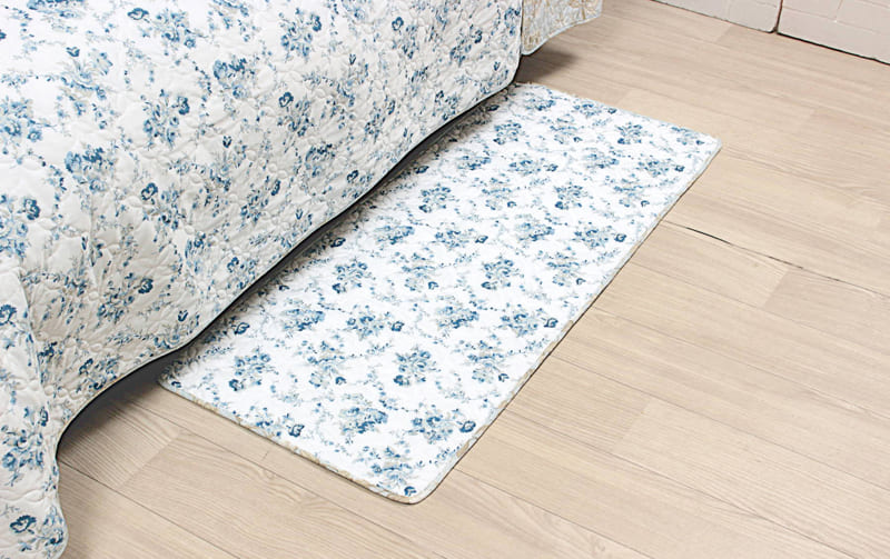 接触冷感素材キルト ロングマット 約50×120cm [Floral Fresh]