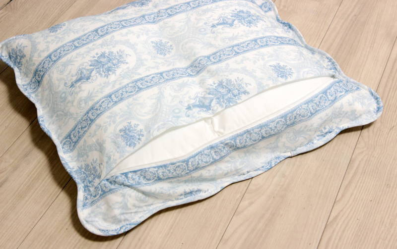 接触冷感キルト 座布団カバー 約55×59cm [Toile Frais]