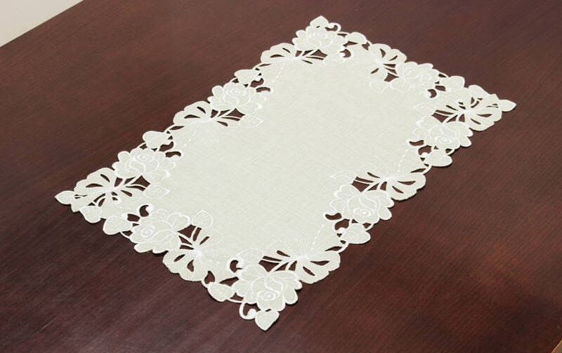 手刺繍テーブルセンター 高密度カラー刺繍 テーブルセンター 約20×80cm [Almente]｜インテリア