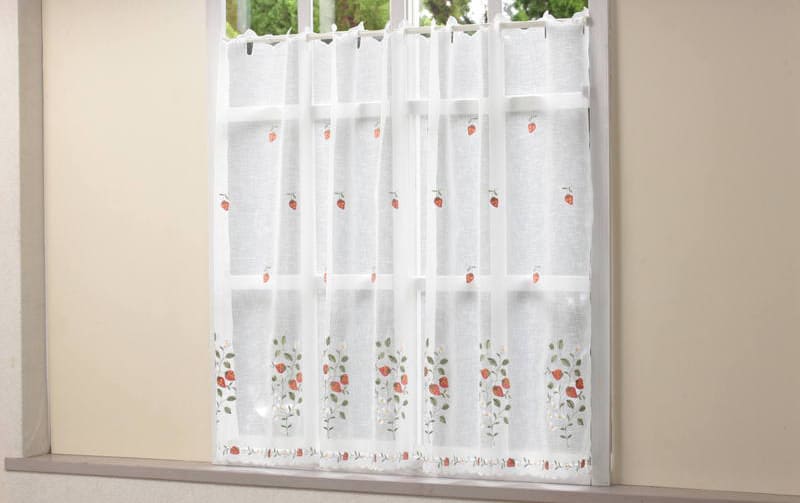 いちご刺繍 カフェカーテン 約130×90cm