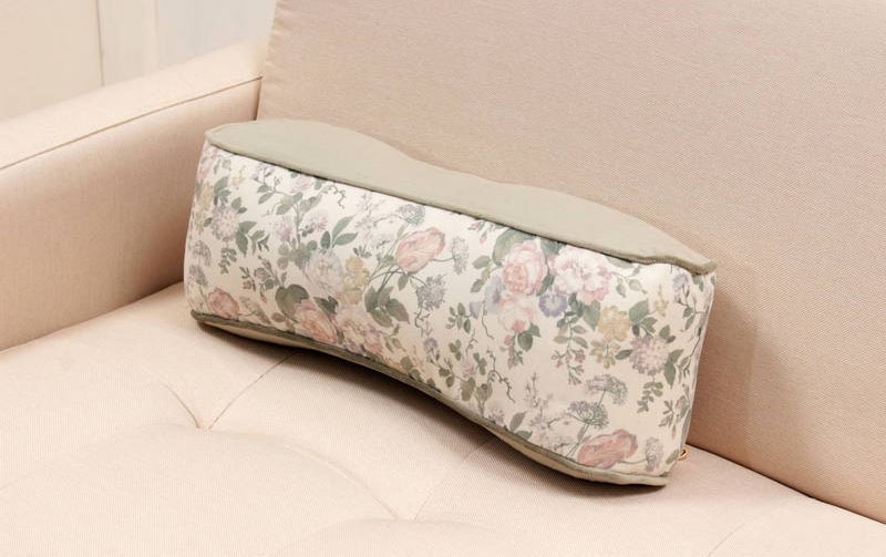 花柄プリント 腰当クッション 約12×43×12cm [Belle Heure]