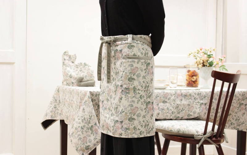 花柄プリント 前掛け 丈約51cm[Belle Heure]