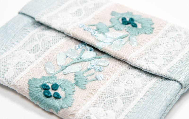 ミニティッシュケース フローラル刺繍 約12×10cm [Atelier Bloom]