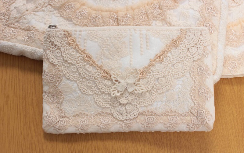 贅沢レース マルチケース 約12×20cm [polyphony]｜インテリアレース