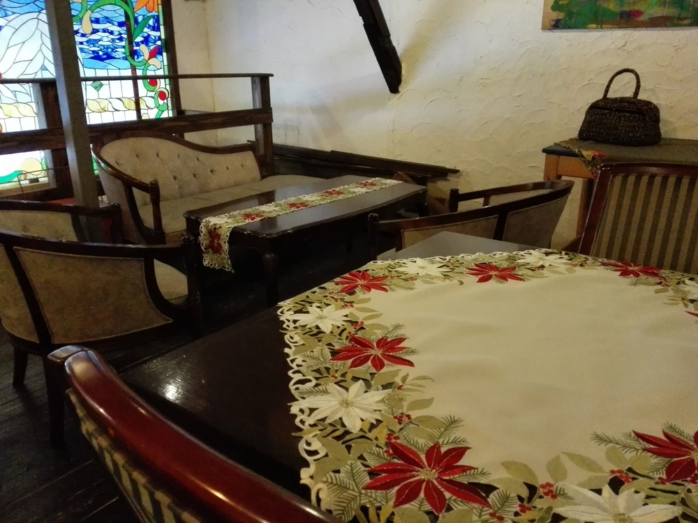 Xmas ポインセチア 刺繍 ドイリー 約25×25cm