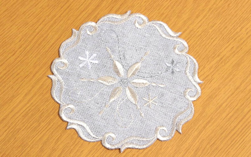 Xmas ディライト 刺繍 コースター 約12cm