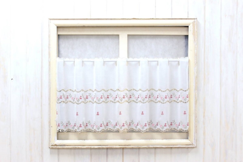 【SALE】小花刺繍 カフェカーテン 約135×45cm