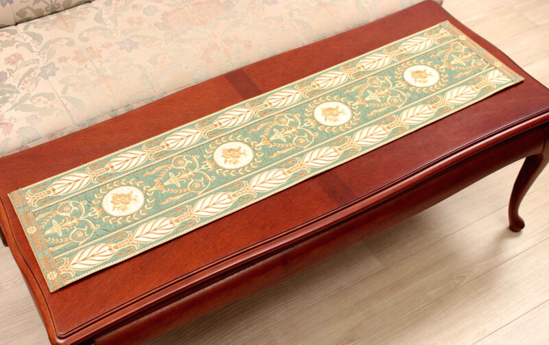 刺繍入り テーブルセンター 約29×120cm [Cherbourg]