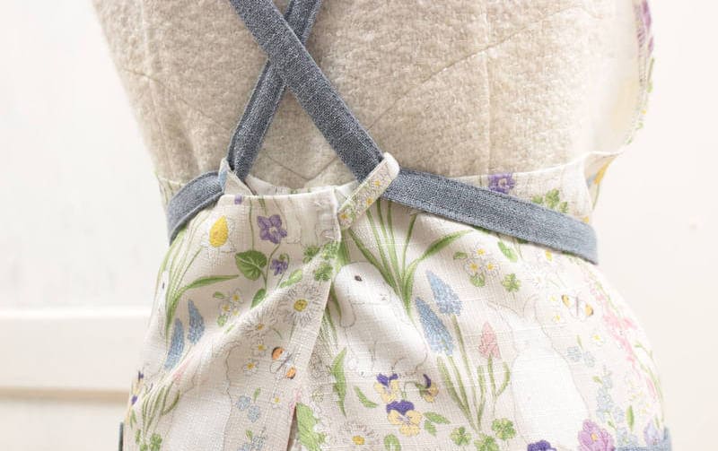 ボタニカルプリント エプロン 約99×85cm [Lapin Botanique]