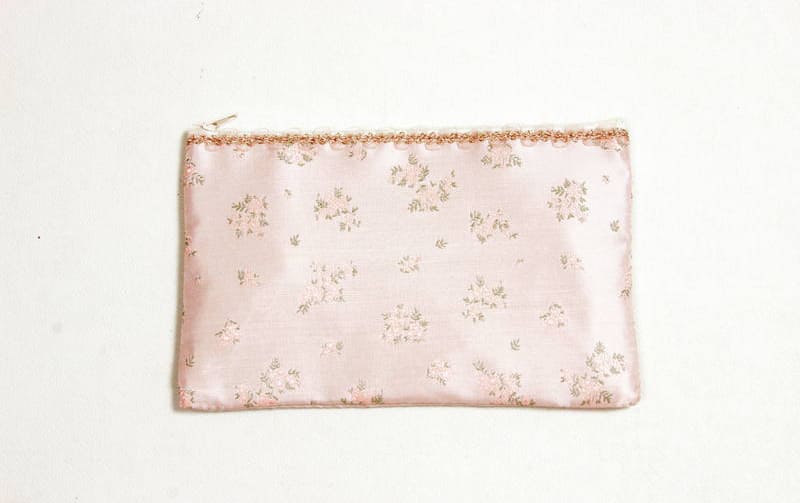 小花柄 フラットポーチ 約12×20cm [Fleur Rose]