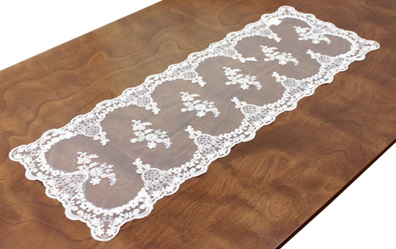 刺繍レース テーブルセンター 約36×99cm [emb-vail]