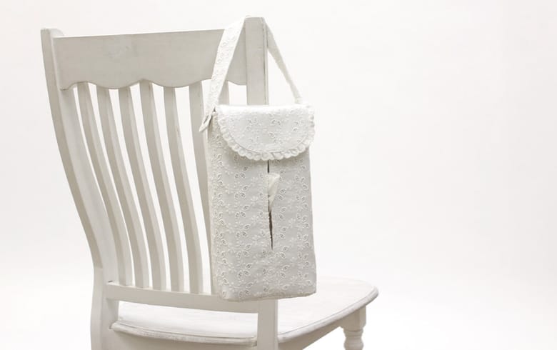 アイレットワーク ハングティッシュボックスカバー 約12×26×7cm [Blanc casse]