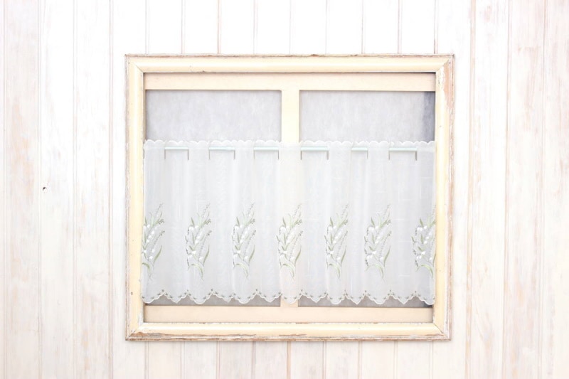 【SALE】スズラン柄刺繍 カフェカーテン 約135×45cm