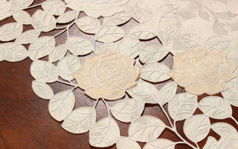 テーブルクロス バラ柄コード刺繍 約150cm [Rosa Fil]｜インテリア