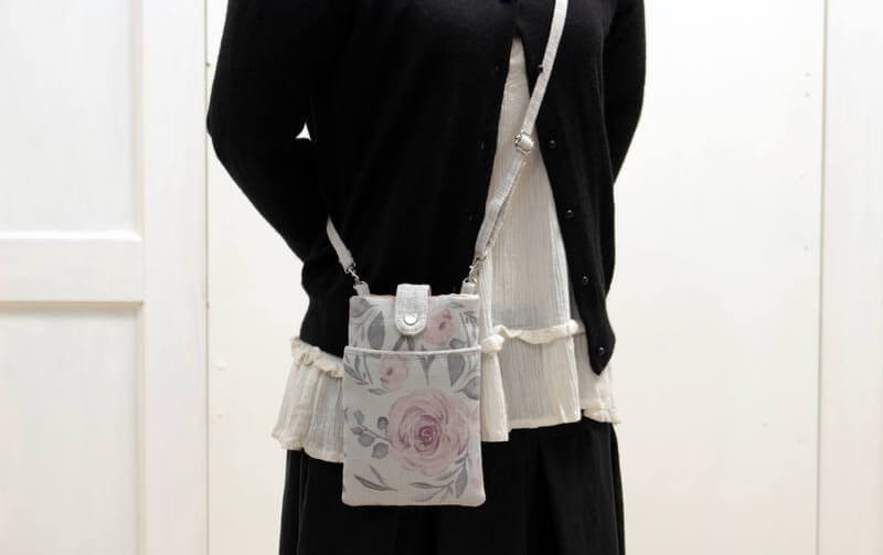 プリントファブリック 縦型スマホポシエット 約19×13cm [rose esprit]