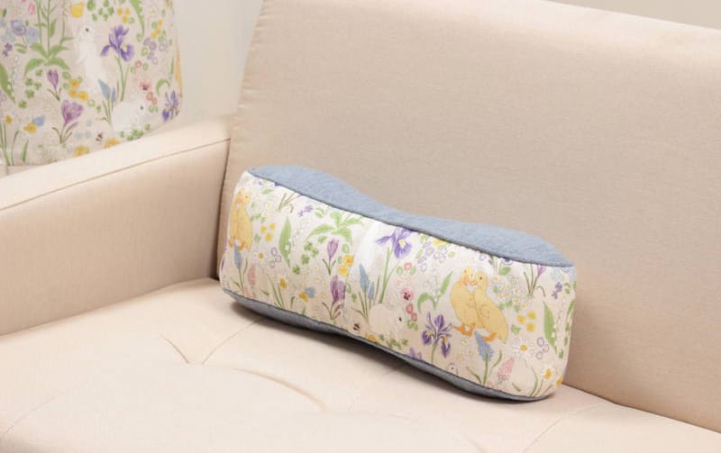 ボタニカルプリント 腰当クッション 約12×43×12cm [Lapin Botanique]