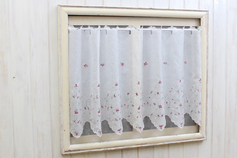 【SALE】プチバラ刺繍 カフェカーテン 約135×60cm
