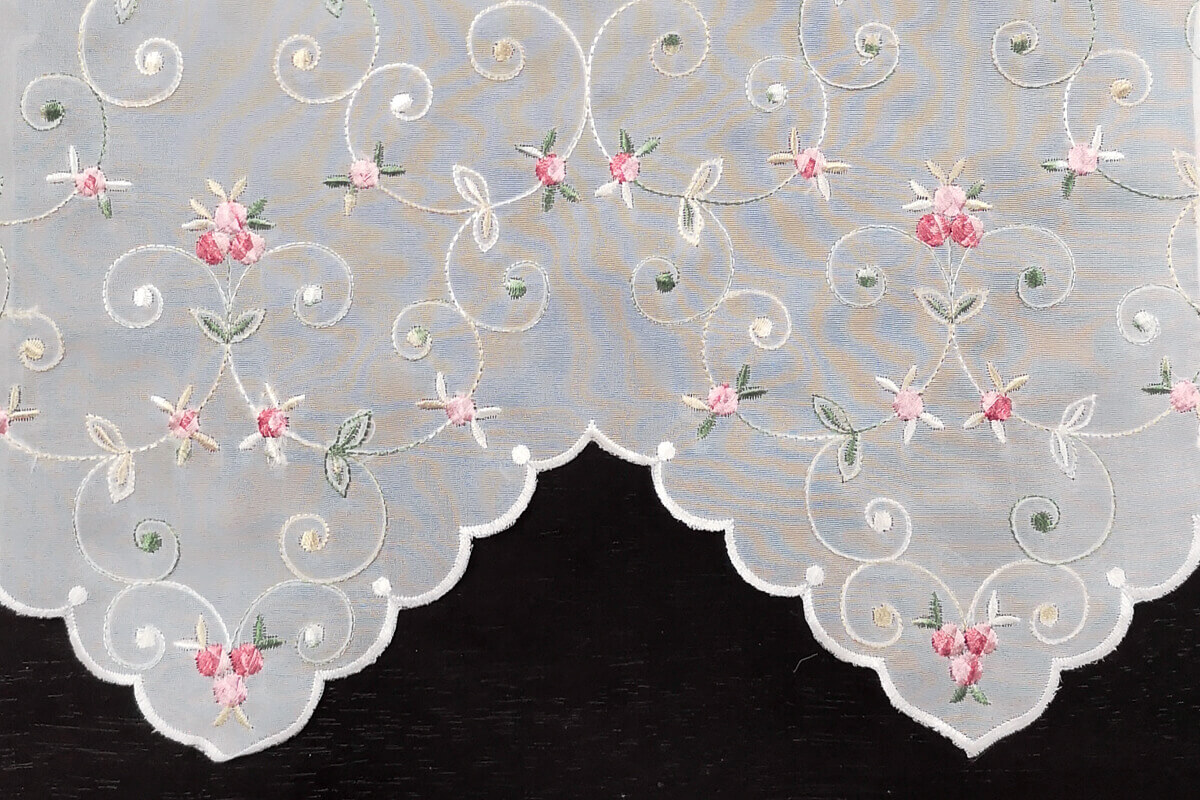 【SALE】プチバラ刺繍 カフェカーテン 約135×60cm