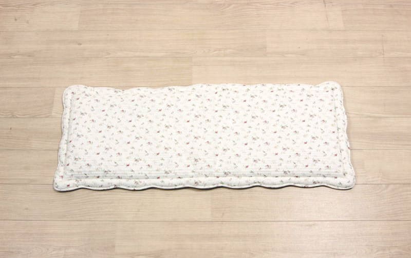 ロングシートクッション 花柄コットンキルト 約50×120cm [Nostalgic Rose]