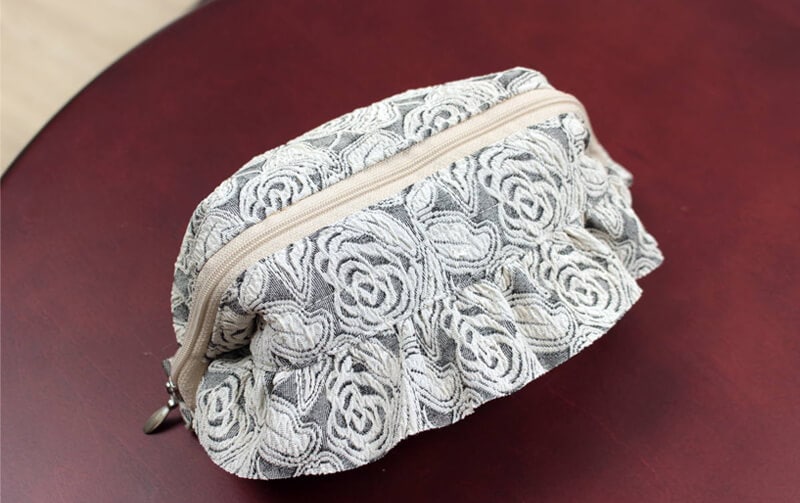 ジャカードニット ワイヤーポーチ 約11×14×10cm [nocturne]