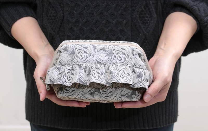 ジャカードニット ワイヤーポーチ 約11×14×10cm [nocturne]