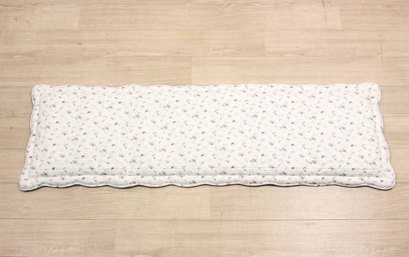ロングシートクッション 花柄コットンキルト 約50×150cm [Nostalgic Rose]