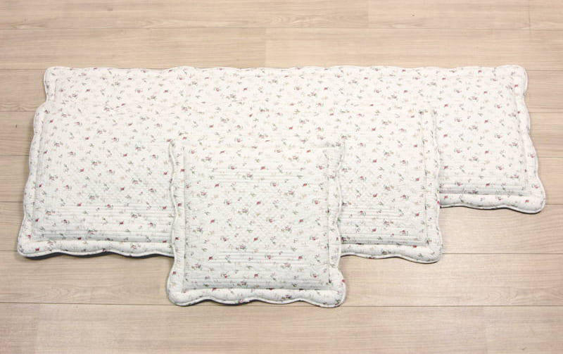 ロングシートクッション 花柄コットンキルト 約50×150cm [Nostalgic Rose]