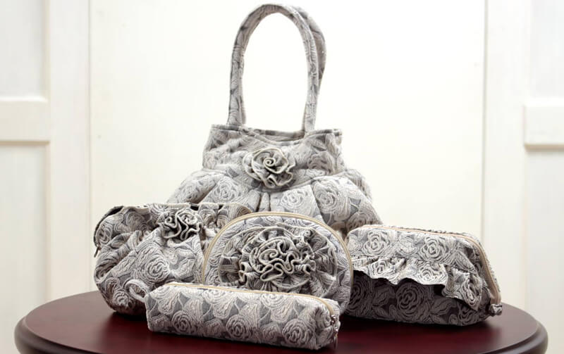 ジャカードニット 半円ポーチ 約12×10×8cm [nocturne]