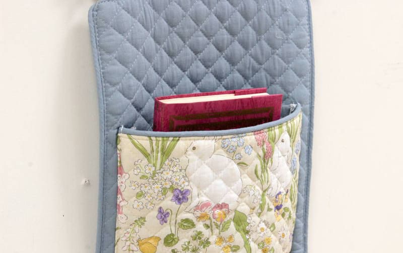 コットンキルト ウォールポケット 約68×21cm [Lapin Quiltine]