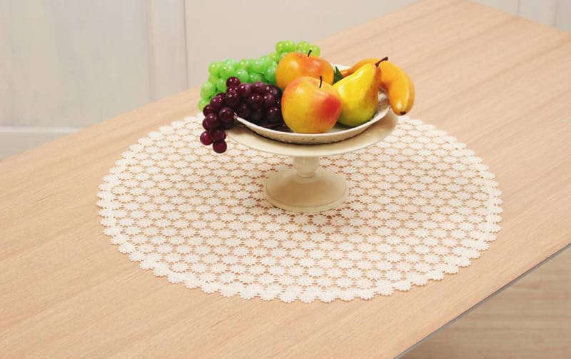 ギュピールレース テーブルセンター 約60cm [Flower Ripples]