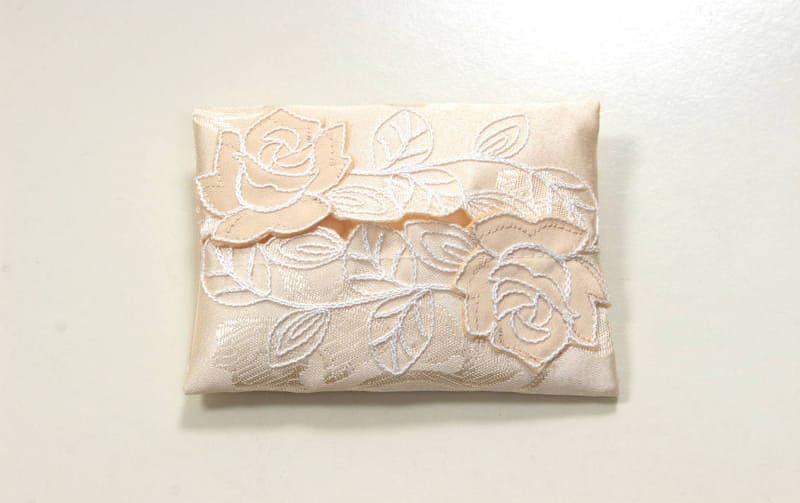 ミニティッシュケース バラ柄コード刺繍 約12×9cm [Rosa Fil]