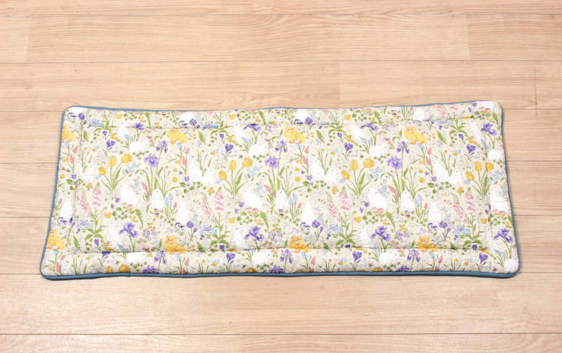 コットンキルト ロングシートクッション 約50×120cm [Lapin Quiltine]