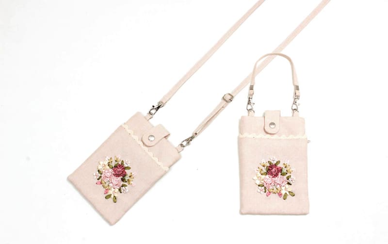 スマホポシェット リボン刺繍 約19×13cm [Rose Ruban]