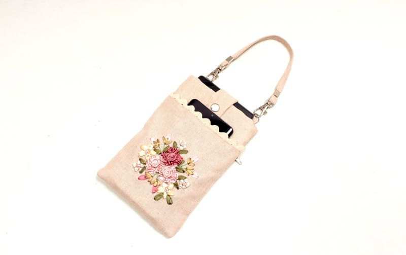 スマホポシェット リボン刺繍 約19×13cm [Rose Ruban]