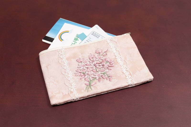 リボン刺繍 フラットポーチ 約12×20cm [Florette]