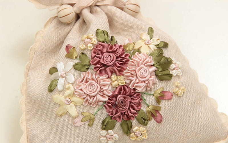 巾着 リボン刺繍 約17×22cm [Rose Ruban]