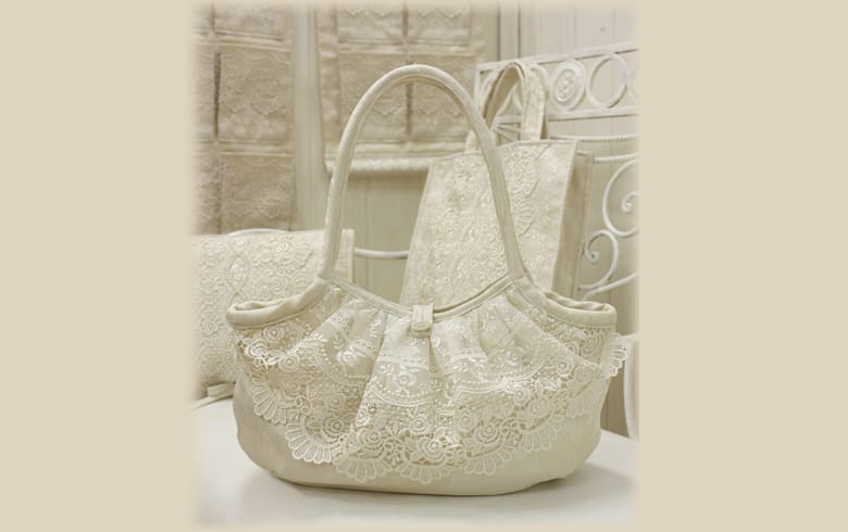 ローズ柄ジャカード織＆ギュピール グラニーバッグ　約26×37cm [gracieux]