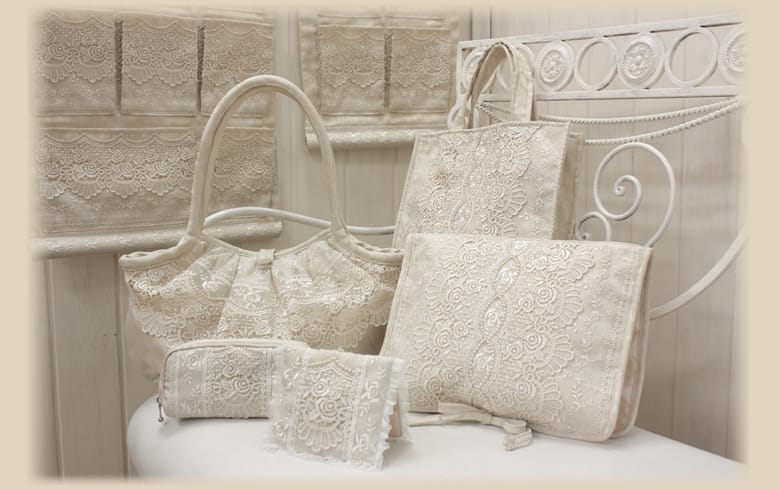 ローズ柄ジャカード織＆ギュピール グラニーバッグ　約26×37cm [gracieux]