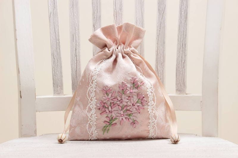 リボン刺繍 巾着 約17×22cm [Florette]