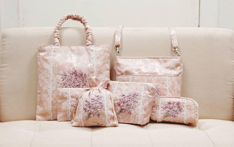 リボン刺繍 巾着 約17×22cm [Florette]