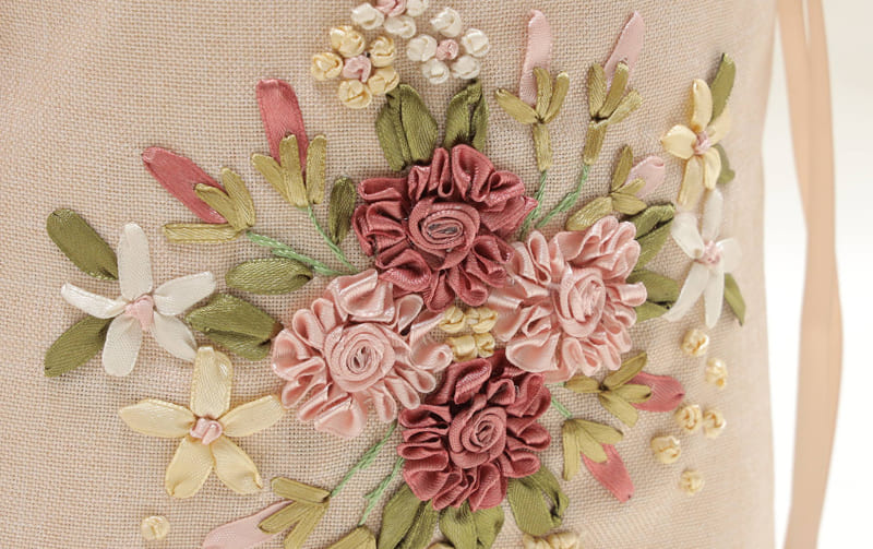 巾着バッグ リボン刺繍 約29×25×10cm [Rose Ruban]