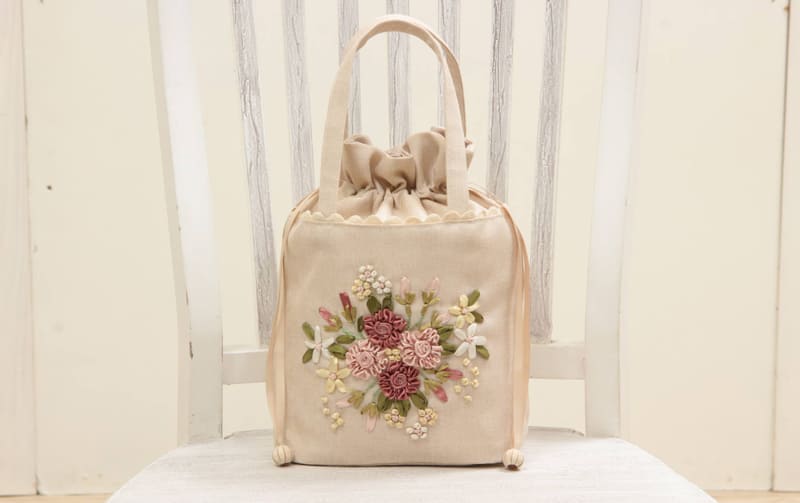 巾着バッグ リボン刺繍 約29×25×10cm [Rose Ruban]