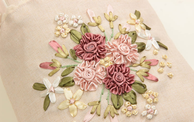巾着バッグ リボン刺繍 約29×25×10cm [Rose Ruban]