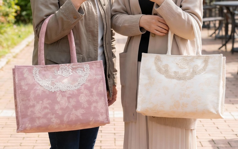 アンティーク 初聖体式 花刺繍&プリーツ リネンシルク オモニエール 二重バッグ バッグ A4 シェニール織 約26×36×9cm [Elisea]｜インテリアレース